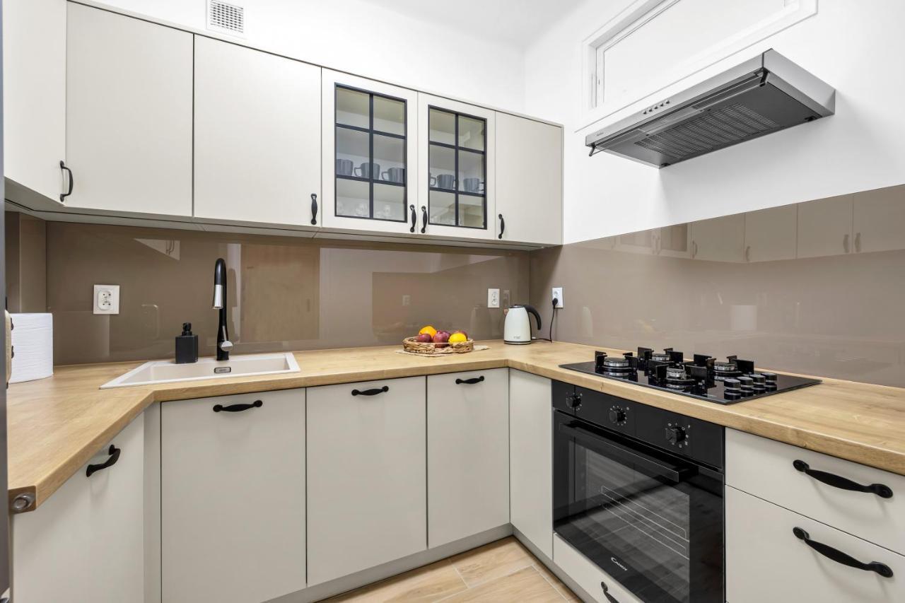 Unique Old Town 2Br Apt Stara 7 Varsavia Esterno foto